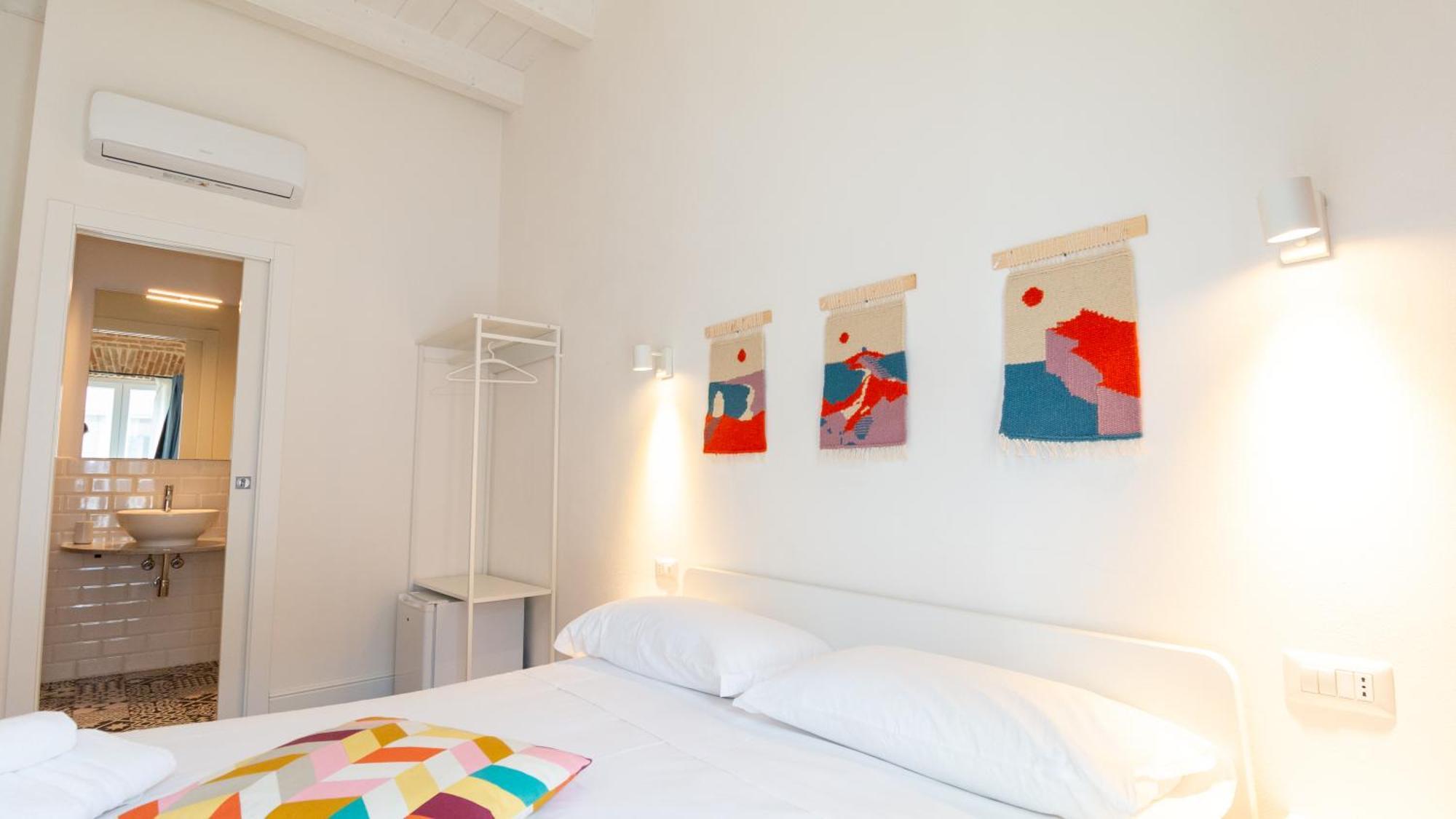 Ceramic Rooms Oristano Exterior photo